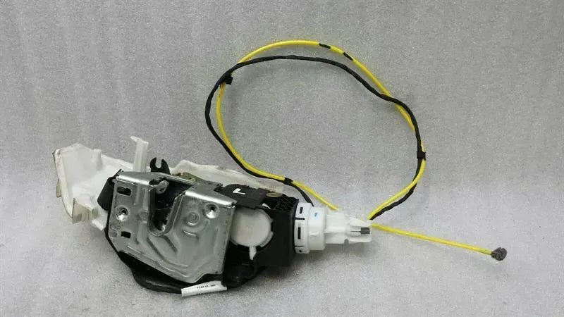 Mercedes SL R230 RHD Left Door Lock A2307200735 Right Hand Drive