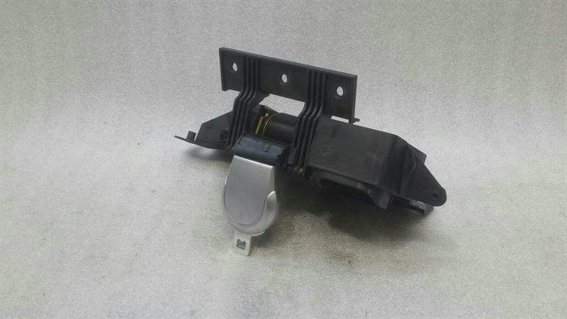Mercedes SL R230 rear right seat belt A2308680231 seat belt belt rear re