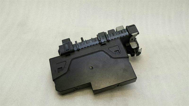 Mercedes E Class W212 Fuse Box A2129009622 Fuse Box SAM Unit