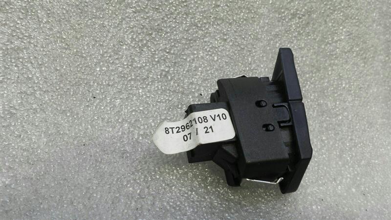 Audi S5 8T A5 RHD Door Lock 8T2962108 Right Hand Drive