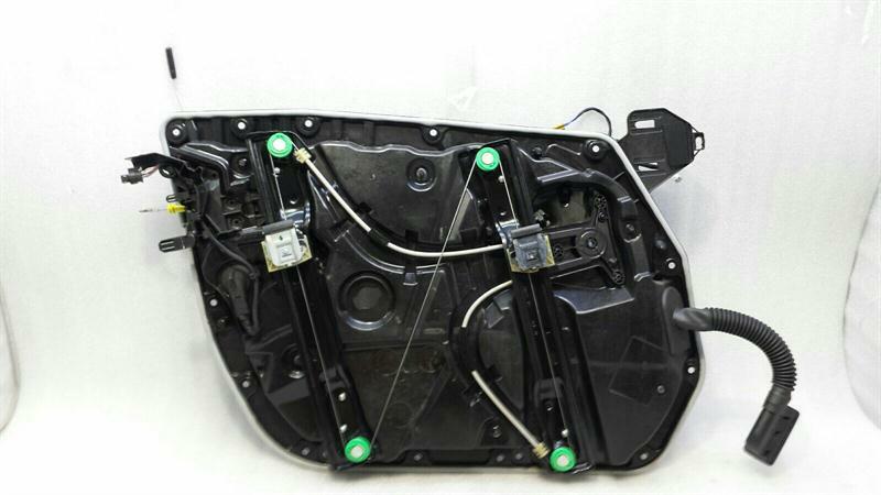 Mercedes C Class W205 Right Front Door Winder A2057205023 Front Window Regulator RE
