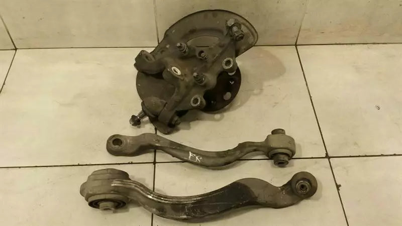 Mercedes W212 FR Hub Set A2123300220 Wheel Bearing Housing Front Right AMG E63 Set