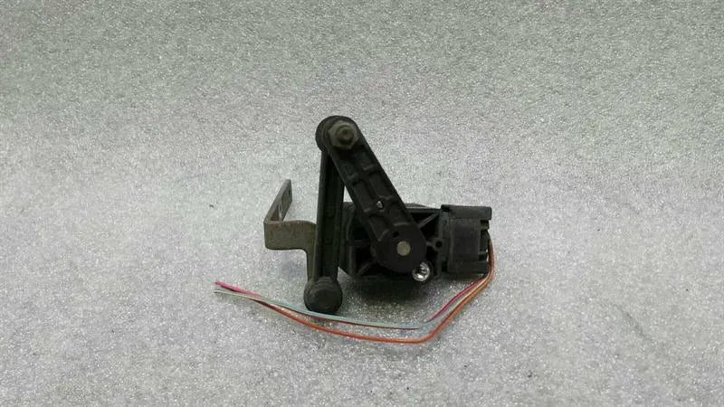 Mercedes ML W164 Xenon Level Sensor A0105427717
