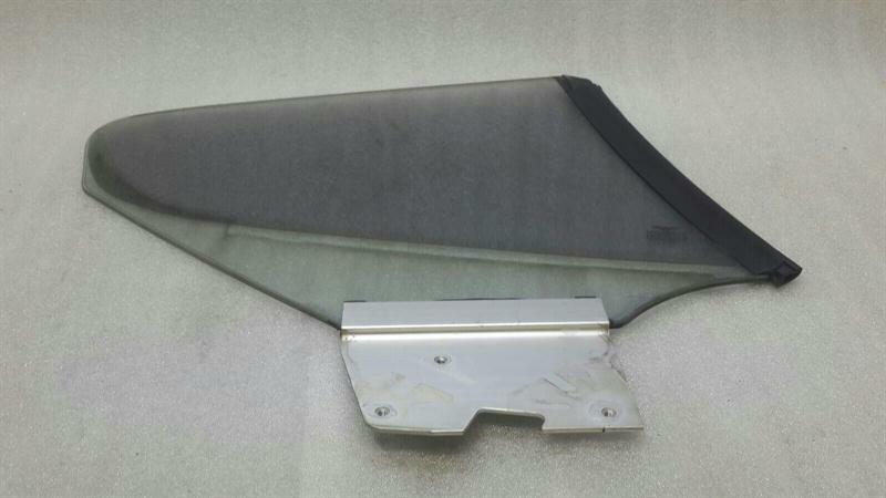 Bentley Continental GT Left Rear 1/4 Glass 3W8845297D Screen 1/4 Rear Left
