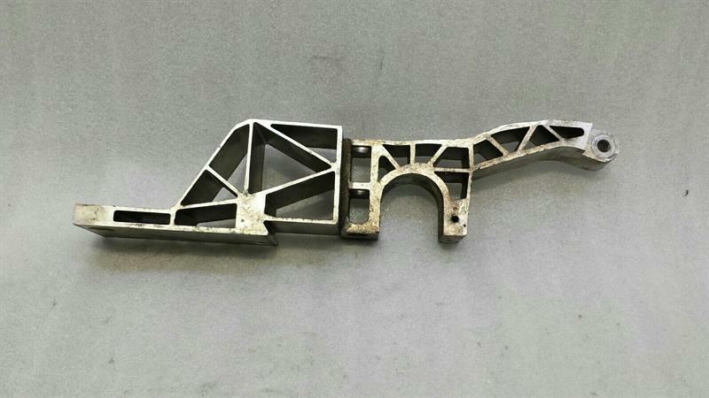 Porsche Panamera right engine mount 97034111407 engine mount right