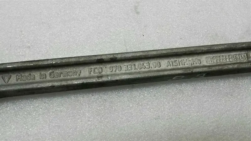 Porsche Panamera 970 rear right wishbone 97033104300 right rear wishbone