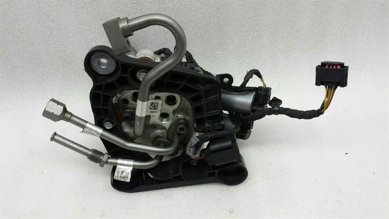 BMW 7 F02 F01 F07 Dynamic Drive Hydraulic Valve 6775258 Hydraulic Valve Suspension