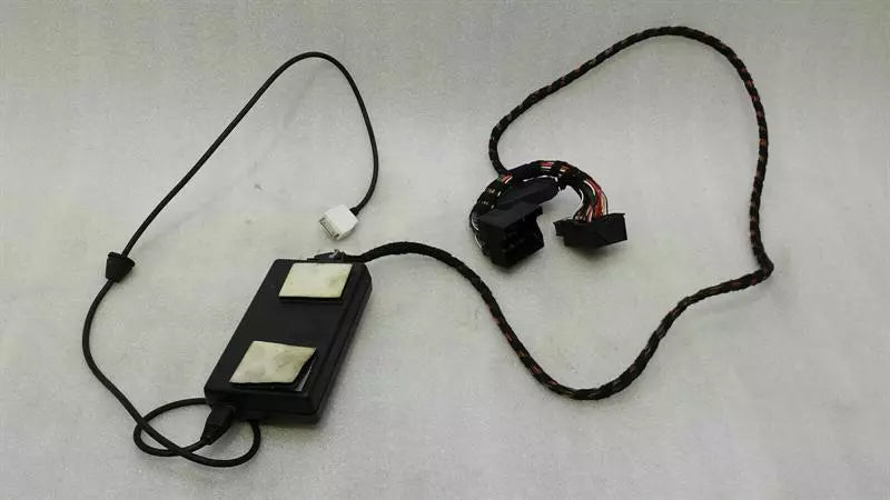 Mercedes R Class W251 Multimedia Interface Module B65824252 iPod Control Unit