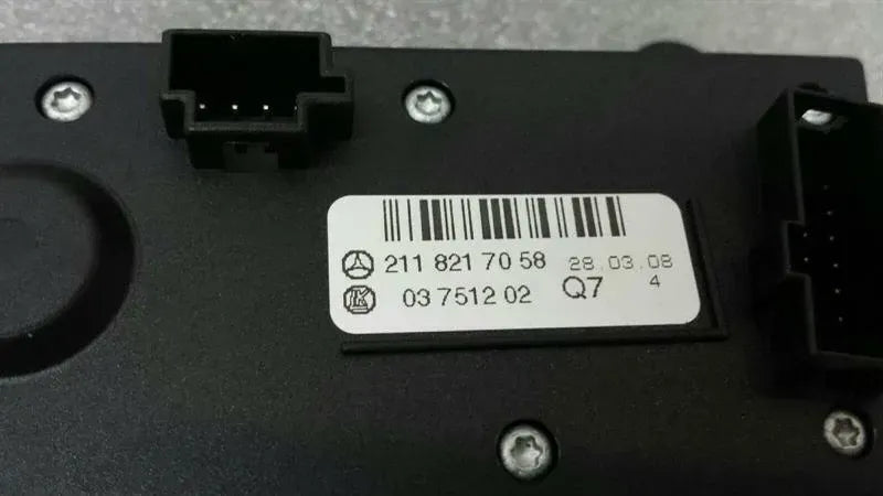 Mercedes CLS W219 Air Suspension Switch A2118217058 AIRMATIC Switch