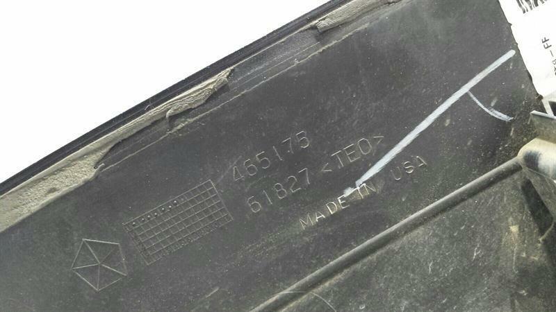 JEEP CHEROKEE SRT8 11-15 465175-61827 Fender Trim RH Molding