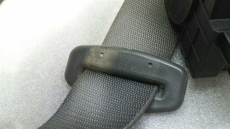 Mercedes SL R230 right front seat belt A2308600285 seat belt belt front RE
