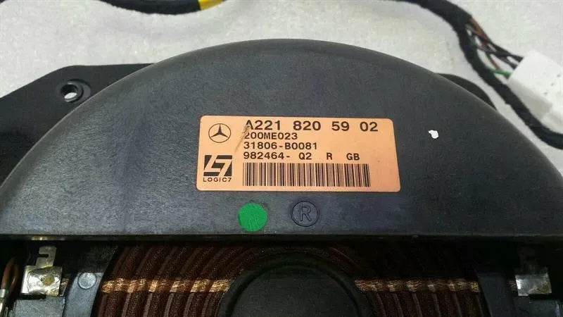 Mercedes S-Class W221 Front Right Speaker A2218205902 Speaker Front Right