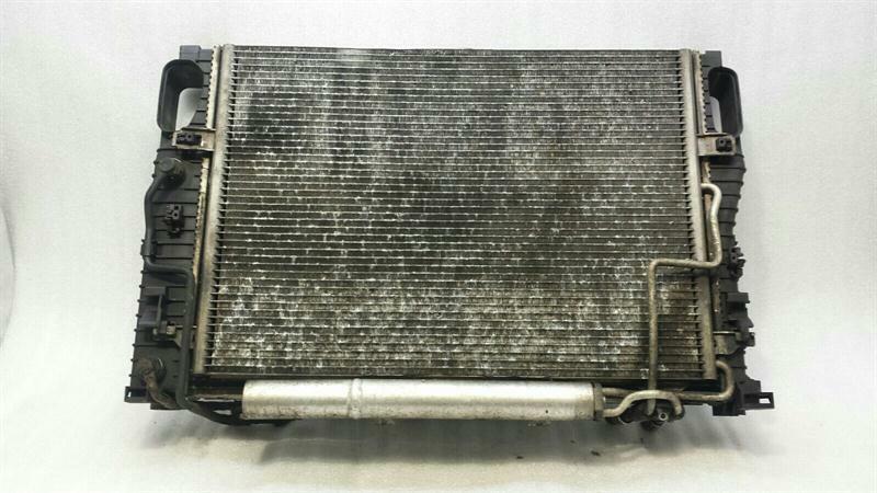 Mercedes E Class W211 E500 Radiator Pack A2115003102 Radiator Package M113 V8