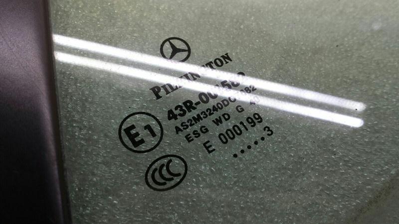 Mercedes SLK R172 Left Rear 1/4 Glass A1726700100 Door Window 1⁄4 Rear Left