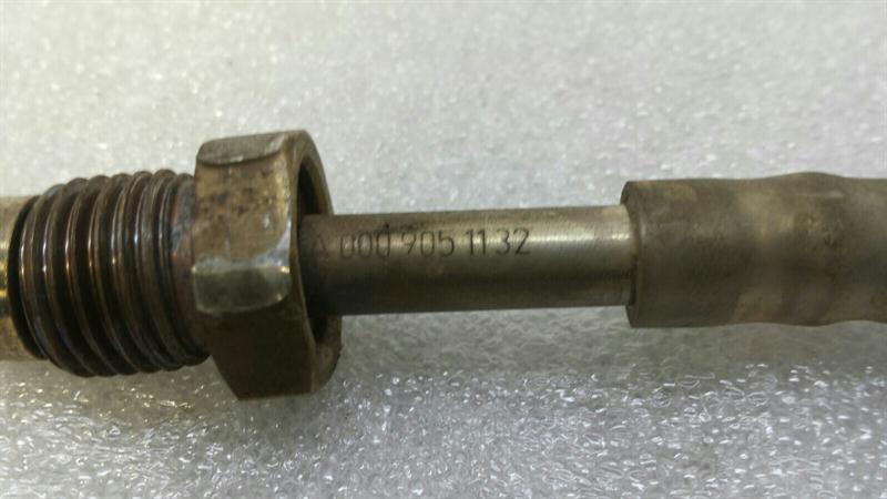 Mercedes SLK R172 Temperature Sensor A0009051132 Temperature Sensor OM651