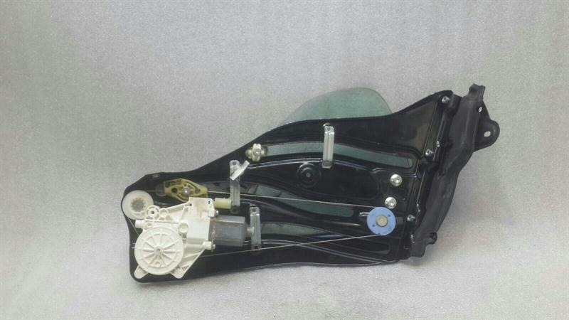 BMW Z4 E89 left rear door winder 7198307 window regulator rear left complete