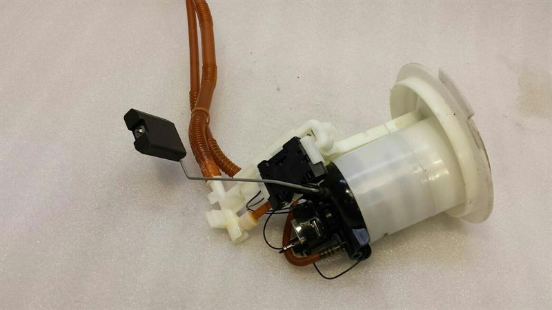 Mercedes GLK X204 Fuel Pump A2044704494 Fuel Sender Unit