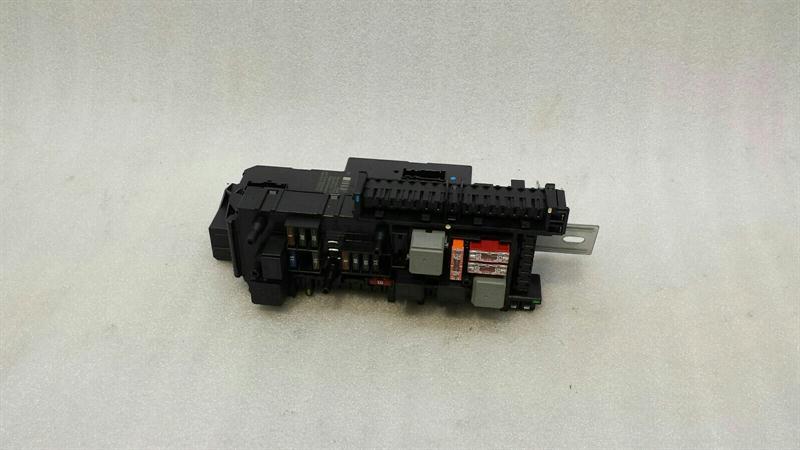Mercedes GLK X204 Fuse Box A2049005301 Fuse Box SAM