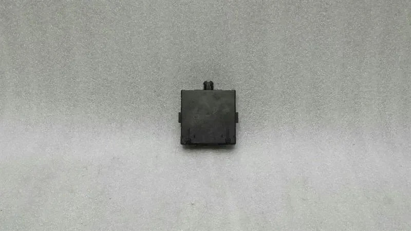 Mercedes CLS W218 front left door module A2129004014 door control unit left