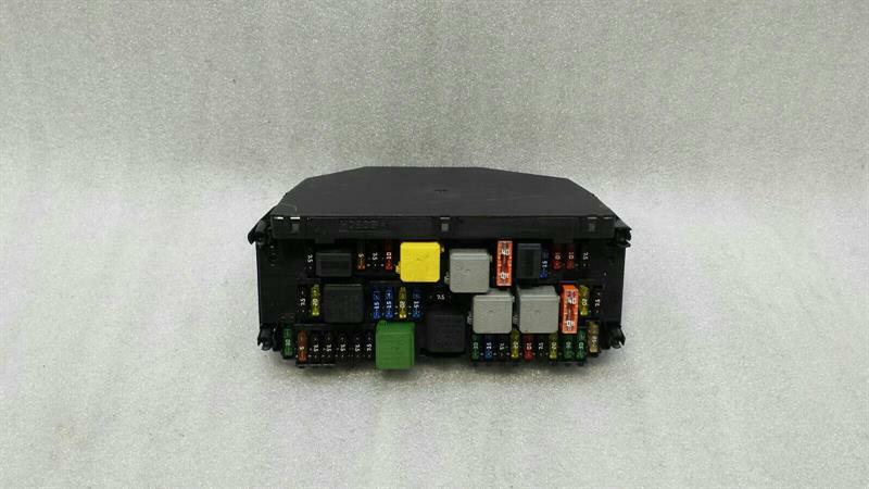 Mercedes CLS W218 W212 Fuse Box A2129003714 Fuse Box SAM