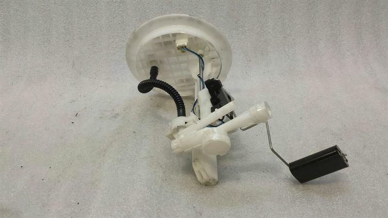 Mercedes GLS X166 Fuel Level Unit A1664703194 Fuel Sender