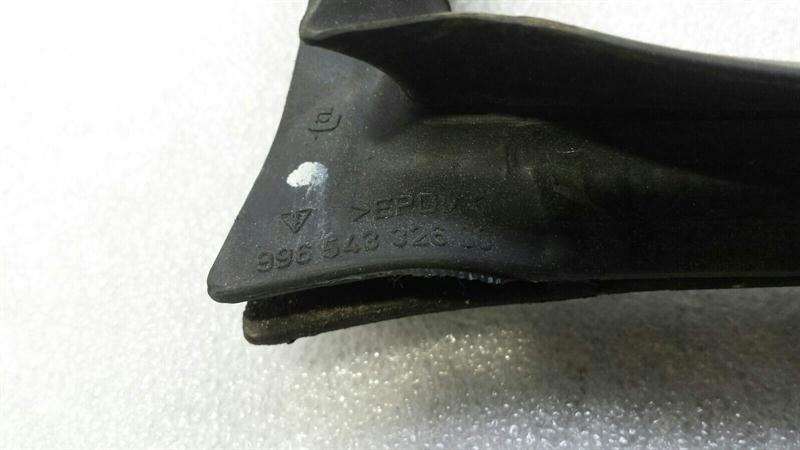 Porsche 911 996 Rear Right Seal 99654332500 Gasket Disc Rear Right Coupe