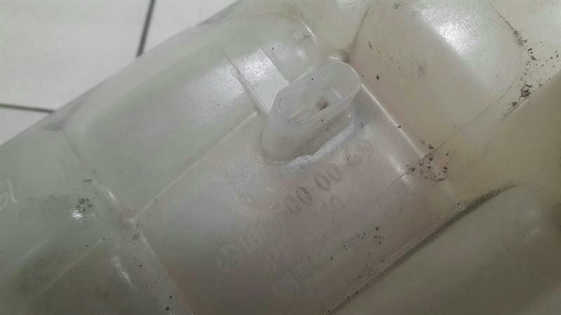 Mercedes ML W166 Expansion Tank A1665000049 Expansion Tank Coolant OM642