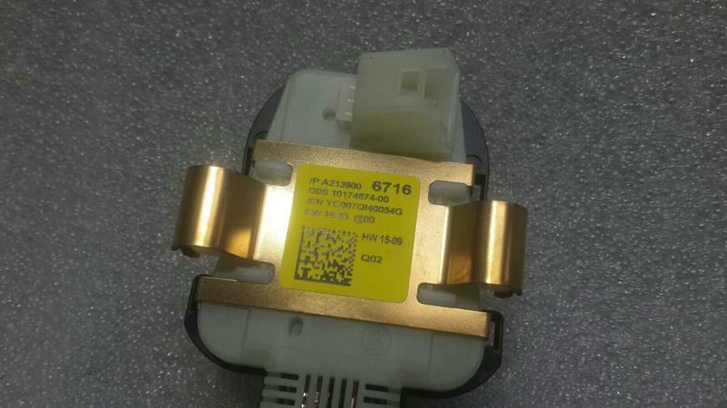 Mercedes E Class W238 Rain Light Sensor A2139006716 Rain Light Sensor