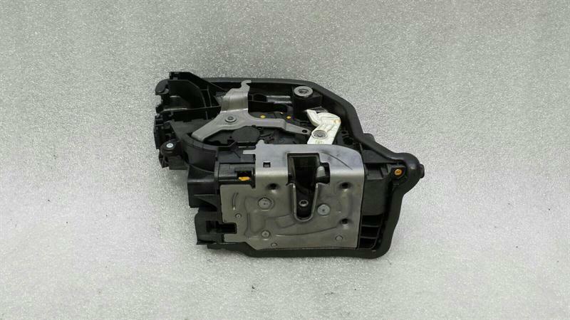 BMW X1 F48 front right door lock 7281936 door lock front right