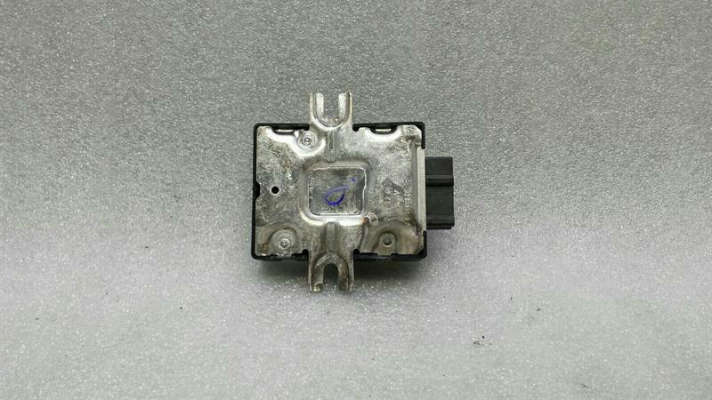 BMW X1 F48 Fuel Pump Module 9494391 Control Unit Fuel Pump