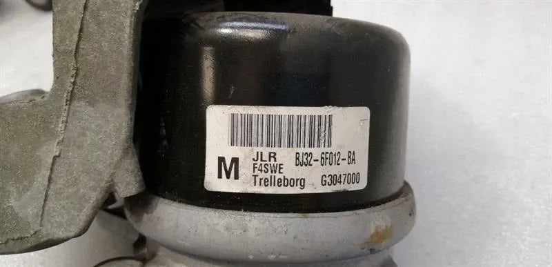 LAND ROVER RANGE ROVER EVOQUE Engine Mount LR024730 Motor Mount LR030745