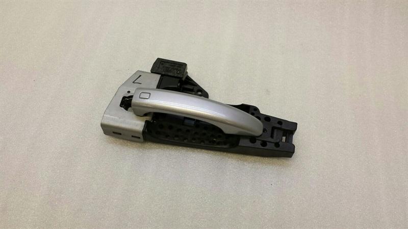 Audi A1 8X RHD Left Door Handle 8T1837885B Right Hand Drive