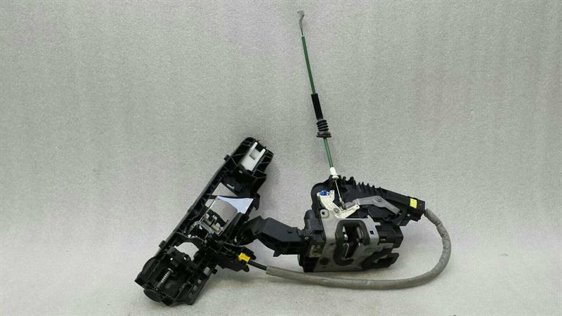 Mercedes GLC X253 rear left door lock A0997304100 door lock rear left