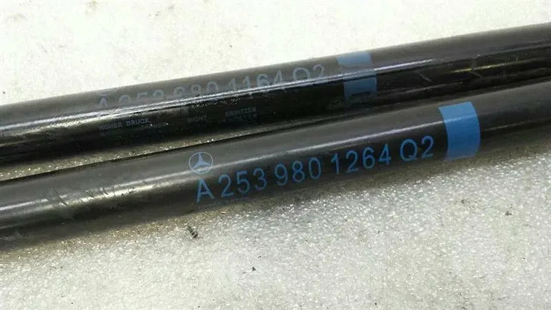 Mercedes GLC X253 Bonnet Strut A2539801164 Damper Bonnet