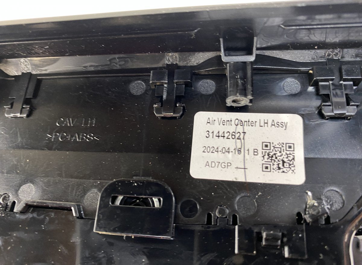 31442627 31442628 Cabin air vent set VOLVO XC40 (536) (10.17-)