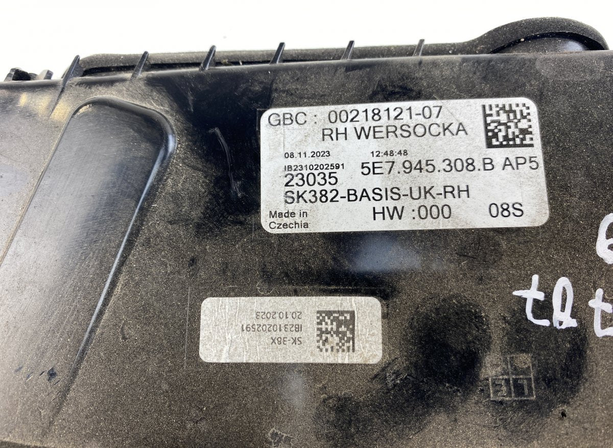 5E7945308B Inner tail light, right SKODA OCTAVIA IV (NX, NN) (2019-)