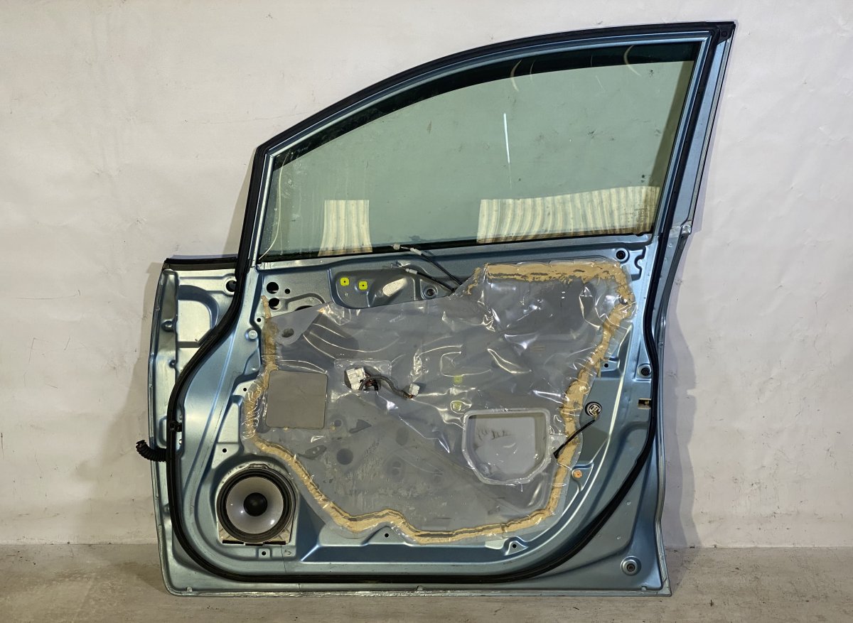 Door Front Right HONDA FR-V (2004-2009)