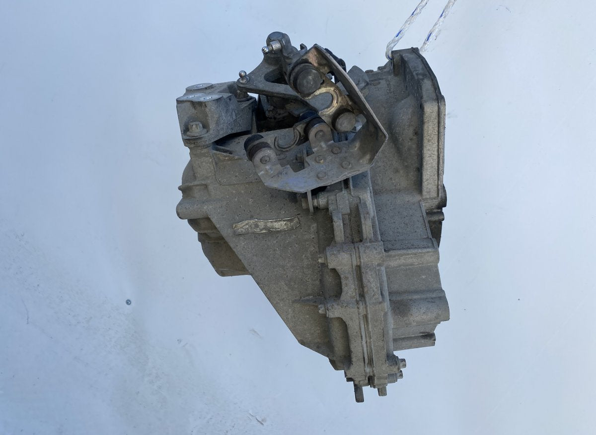 MZ3 F40 WR (MZ3)F40(WR) 0701696914 R-0701696914 Gearbox SAAB 9-3 (YS3F) (2002-2012)