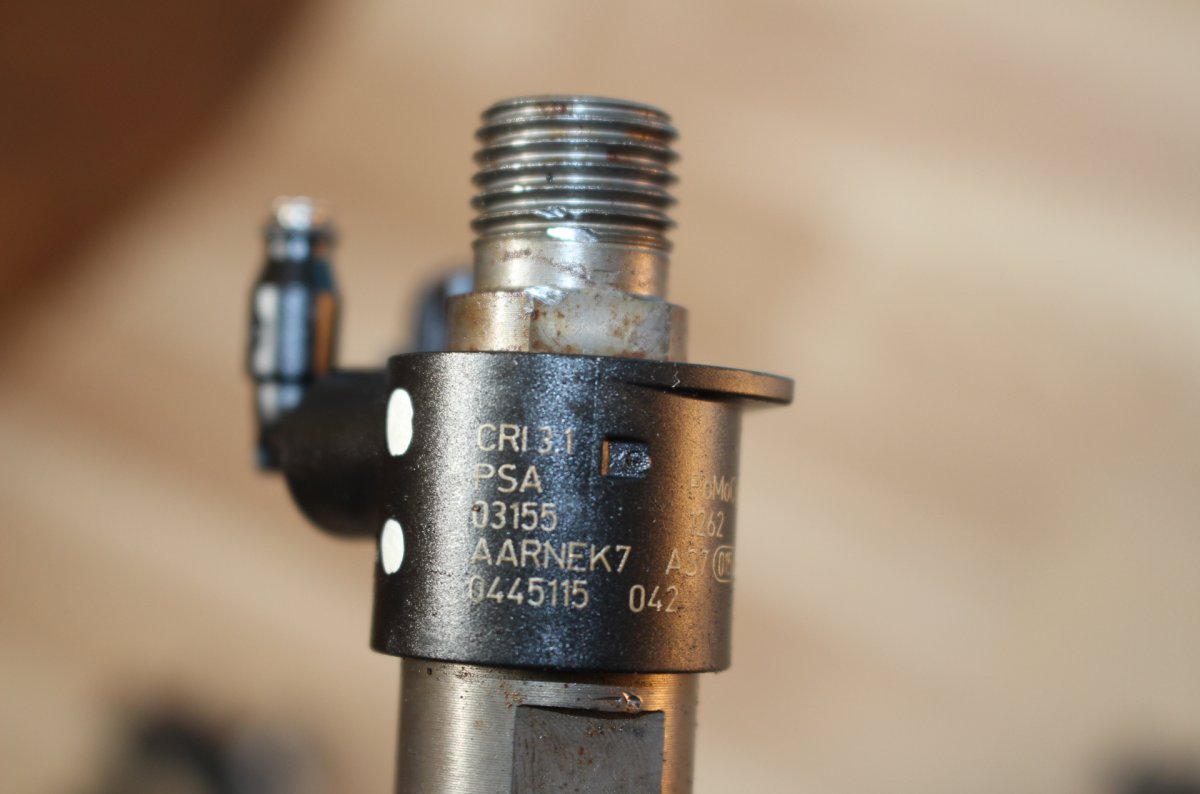 Fuel Injector LAND ROVER FREELANDER II (FA) (2006-2015)