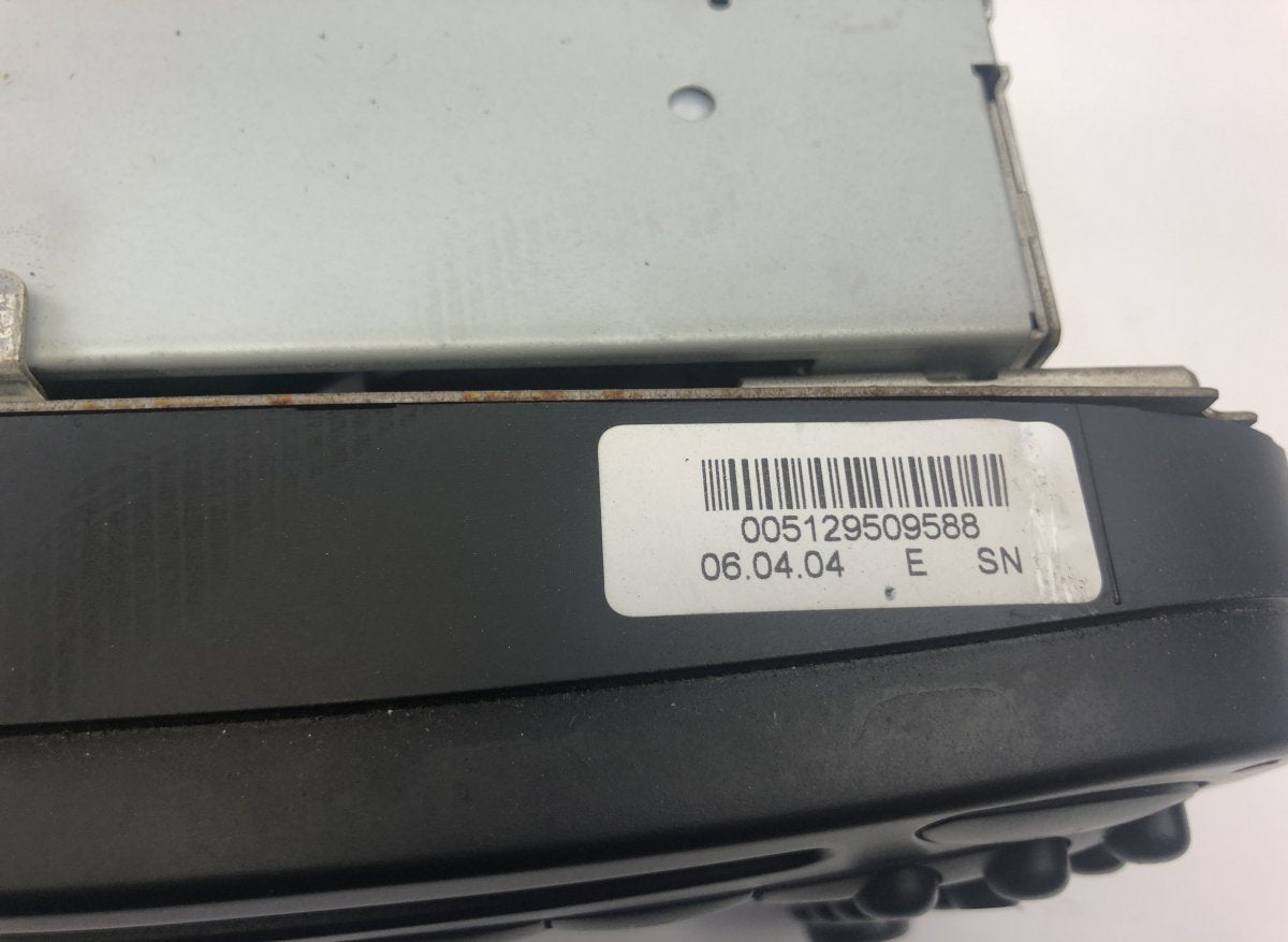 7612001523 8618001514 Radio MERCEDES-BENZ SL-CLASS (R230) (2001-2012)
