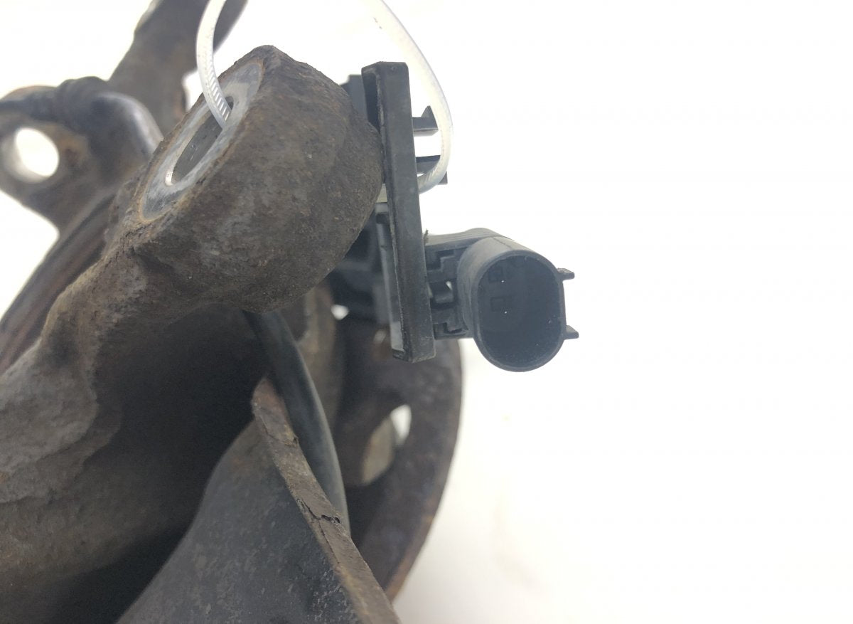 A2463320200 Wheel bearing housing front right MERCEDES-BENZ CLA (C117, X117) (2013-2019)