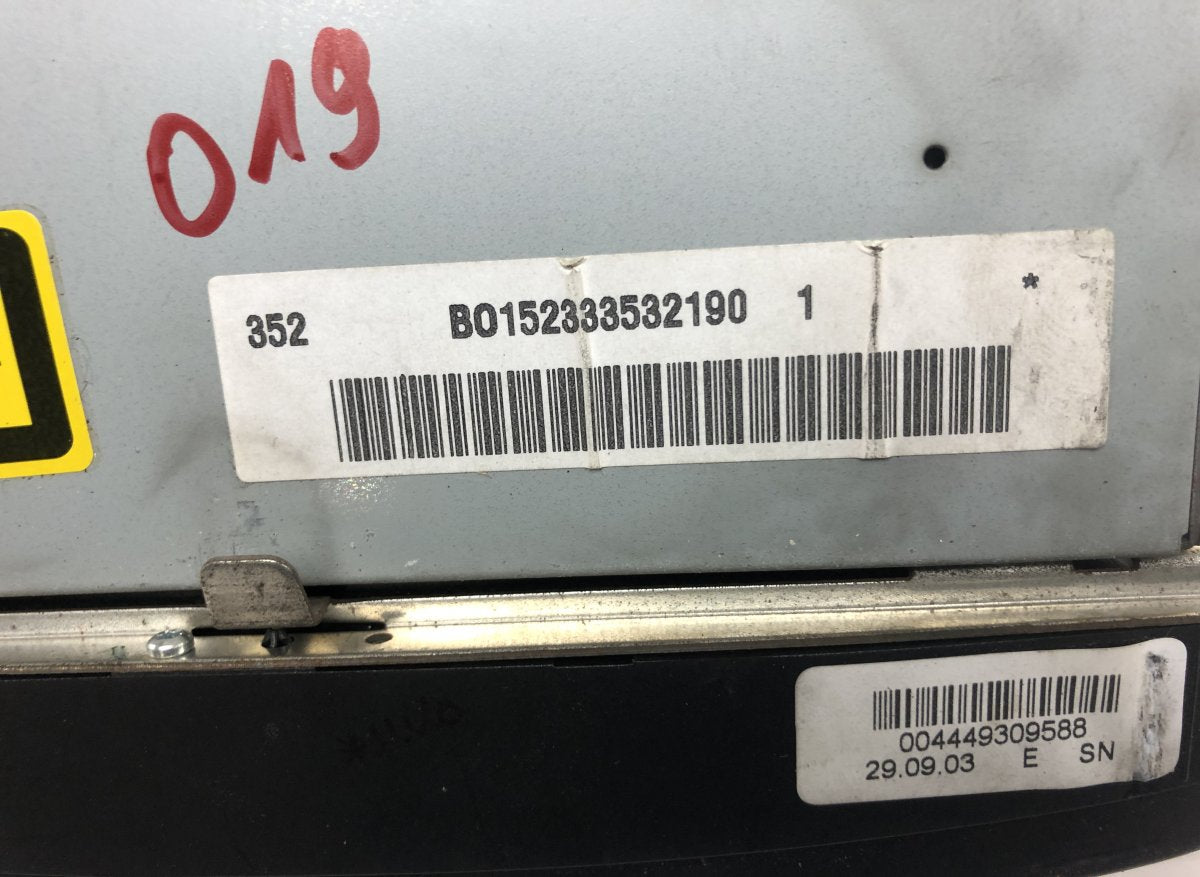 7612001523 8618001514 Radio MERCEDES-BENZ SL-CLASS (R230) (2001-2012)