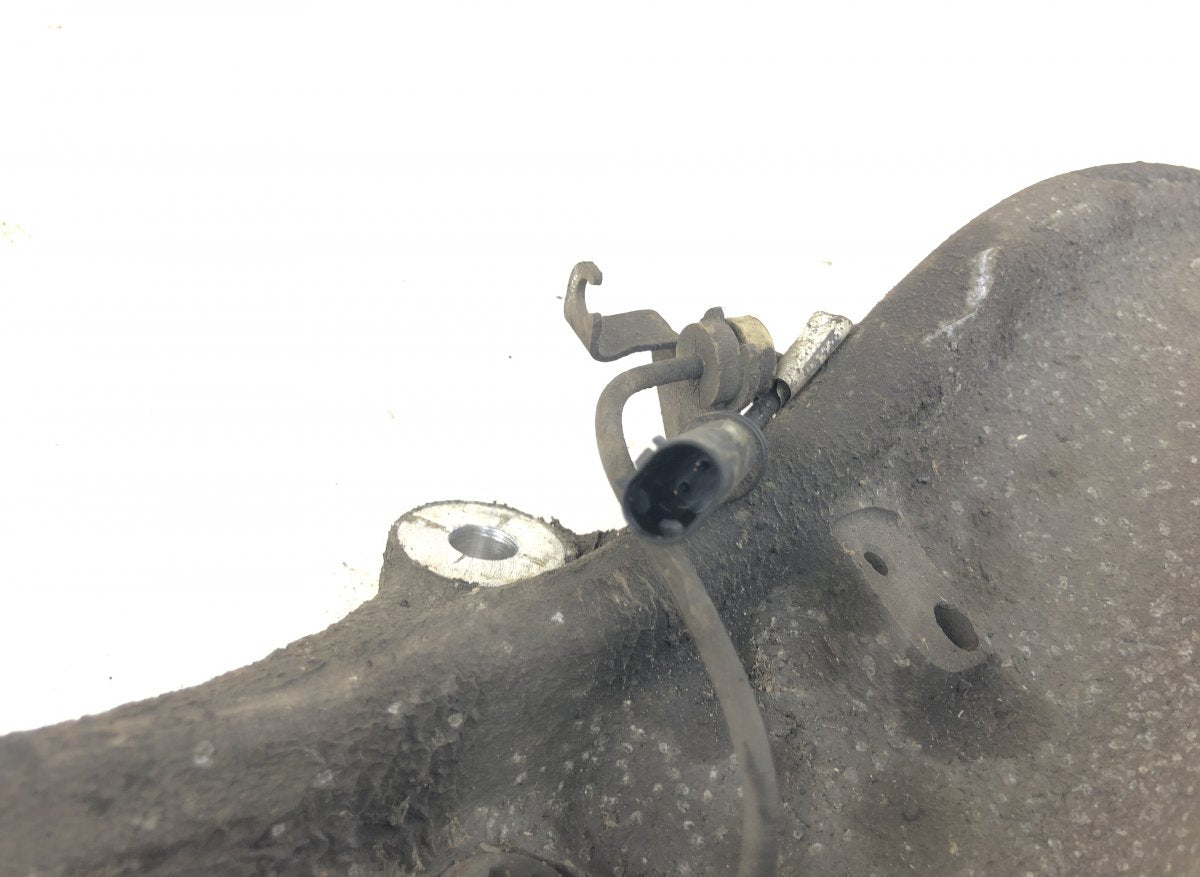 31206884385 Wheel bearing housing front left BMW 5 (G30, G31) (2016-2024)