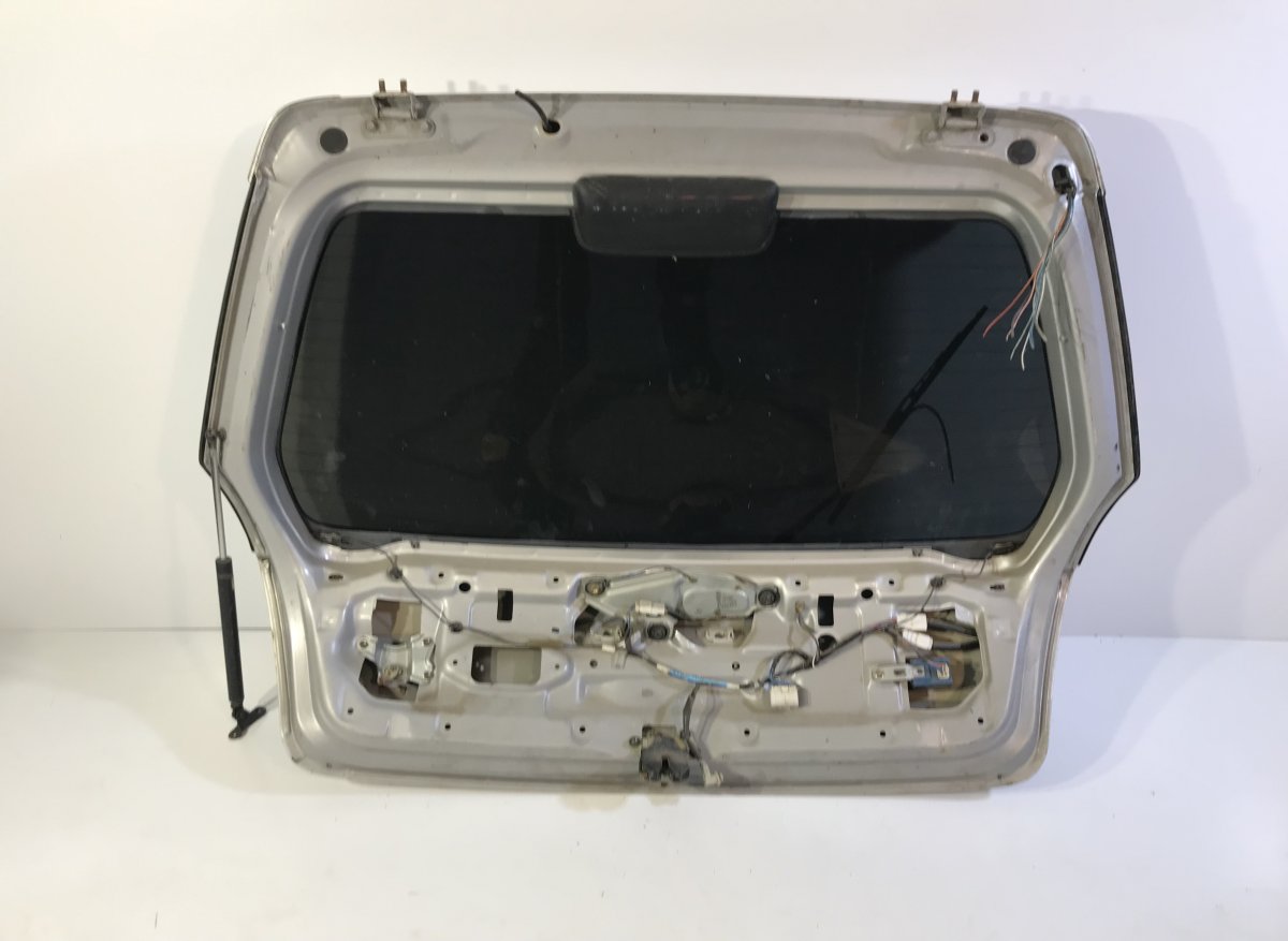 Bootlid / tailgate TOYOTA COROLLA IX (E120) (2001-2007)