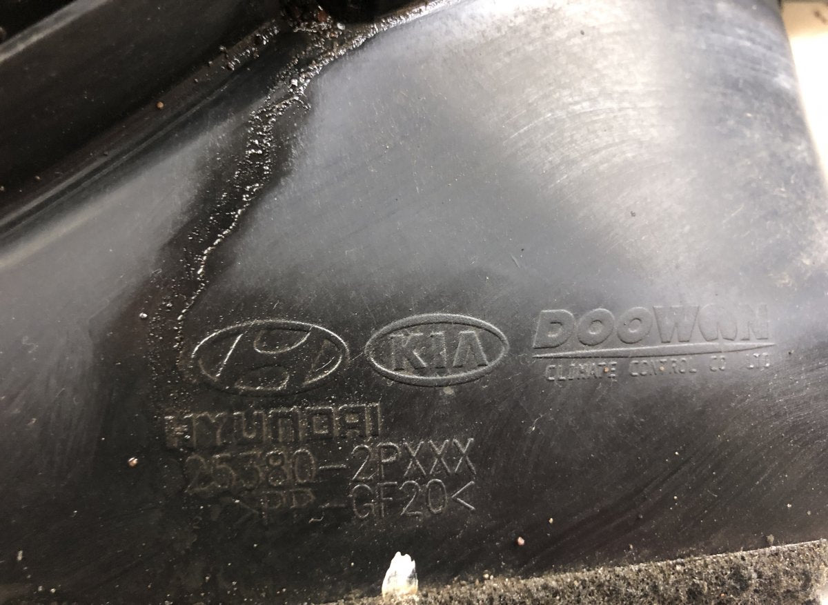 253802P100 Radiator Fan Electric KIA SORENTO II (XM) (2009-2015)