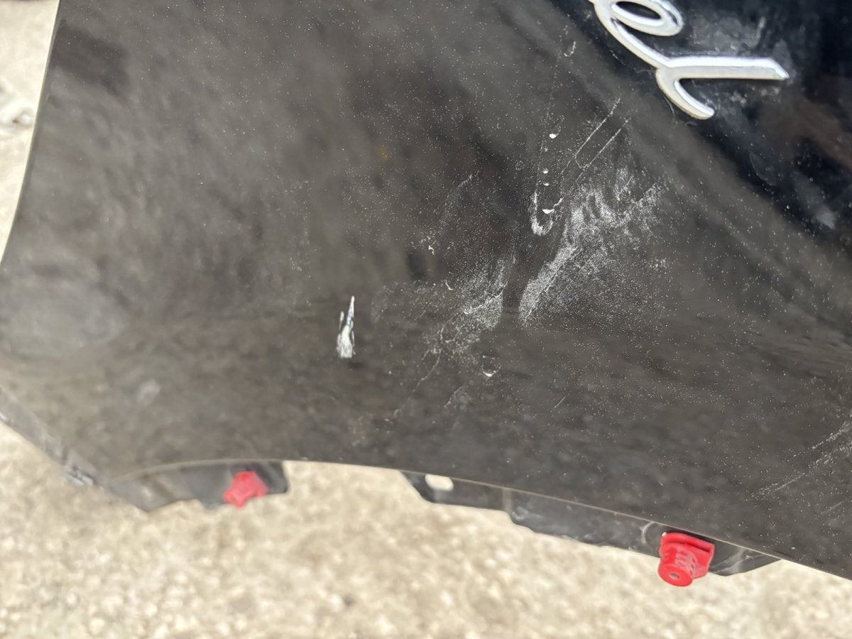 95850303203 Fender Front Right PORSCHE CAYENNE II (2010-2017)