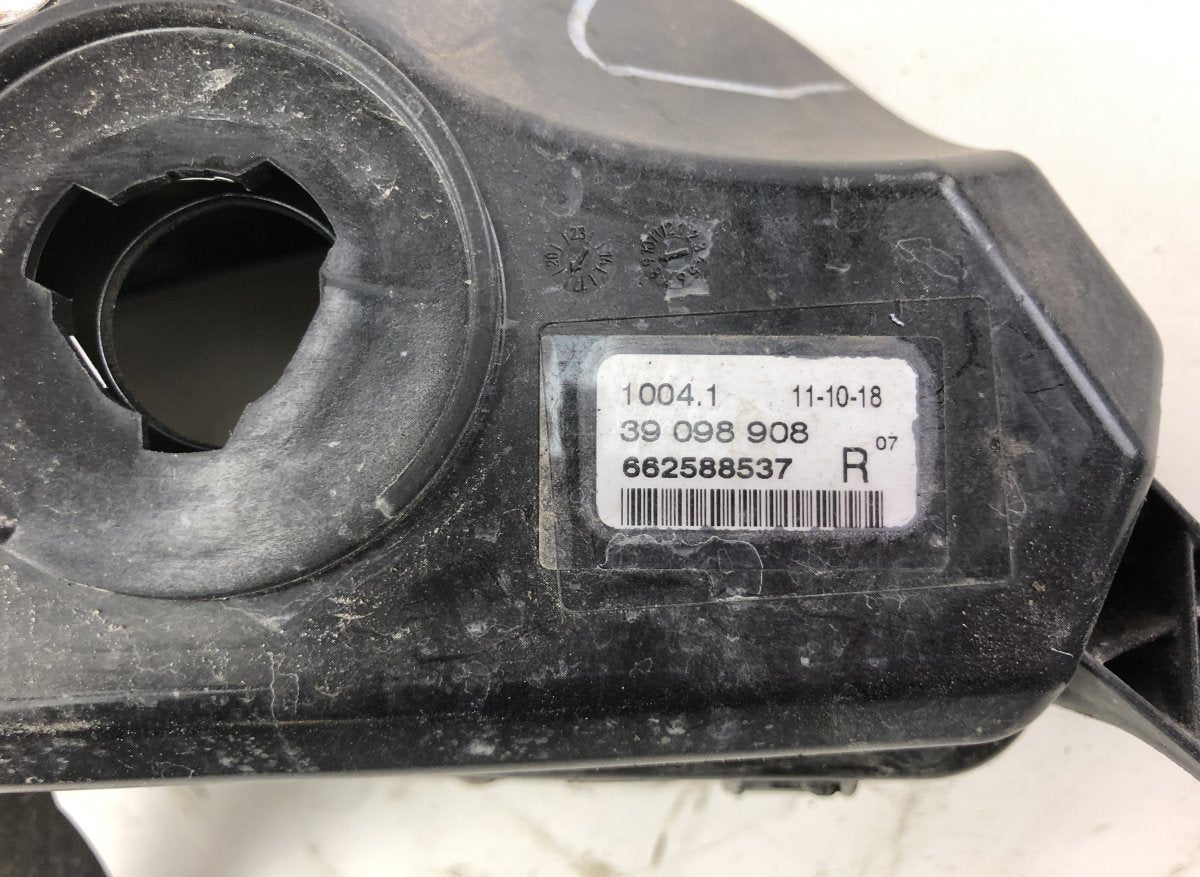 39098907 39098908 Fog Lamp Front Left OPEL ASTRA K (B16) (2015-2022)