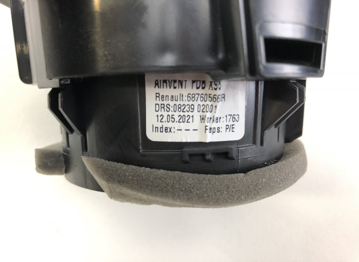687601310R Air Vent Center Front NISSAN NV300 (X82) (2016-2021)
