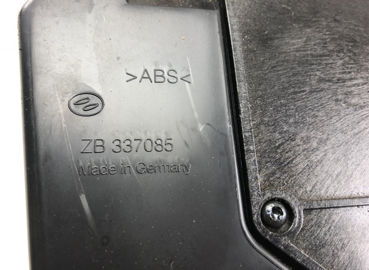 A2308201902 Subwoofer MERCEDES-BENZ SL-CLASS (R230) (2001-2012)