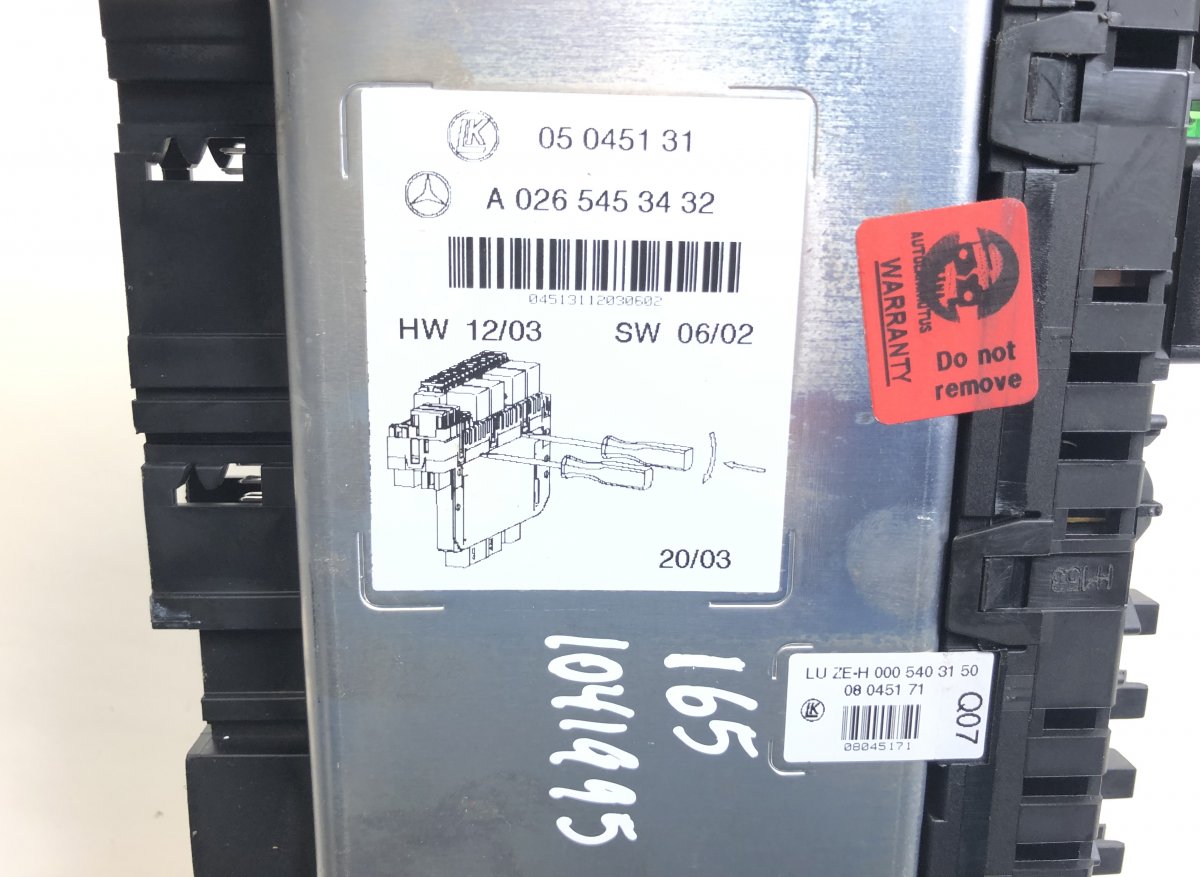 05045139 05045135 05045131 Fuse box MERCEDES-BENZ SL-CLASS (R230) (2001-2012)